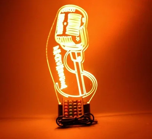 Vista 6 de MIRROR MANIA MC - Lámpara de mesa con micrófono para DJ, música y cantante, luz nocturna, grabada con LED, con nombre personalizado, con control