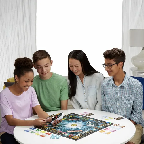 Vista 13 de Juego Monopoly Edición Ultimate Banking (versión en inglés)