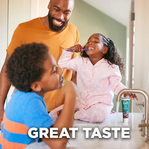 Vista 5 de Tom's of Maine Pasta dental natural sin flúor para niños, a partir de 2 años, Fresa Divertida, 5.1 oz. Paquete de 3 (de vuelta en fórmula original)