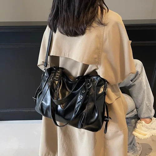 Vista 3 de Bolso de mano mediano Y2k 90s bolso de hombro de piel sintética para mujer, bolso retro de diseñador vintage