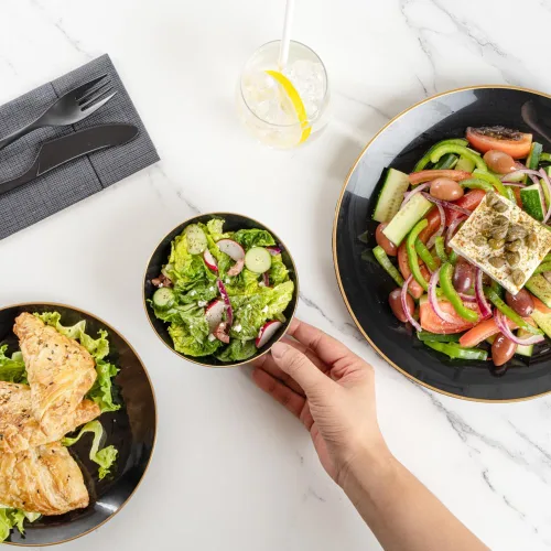 Vista 5 de Restaurantware -Moderna - Cuencos de plástico de 6 onzas, 20 cuencos de ensalada desechables duraderos - Con borde dorado, resistente, cuenco