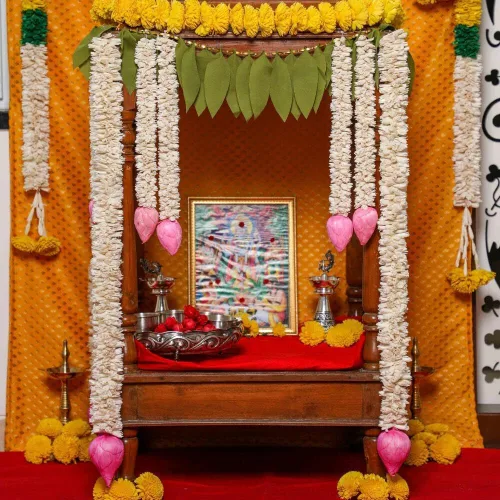 Vista 3 de Desi Favors Lirio indio con brote de loto rosa, flores artificiales de lirio de loto para colgar, decoración india de Pooja para festivales, diwali
