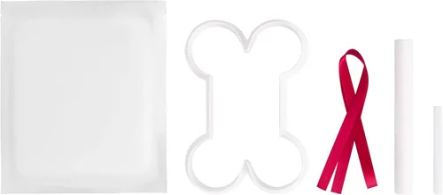 Vista 2 de Kate & Milo Adorno de hueso con estampado de pata de Navidad, recuerdo navideño para mascotas, blanco Pet-Safe Clay, No-Mix or Bake DIY Keepsake