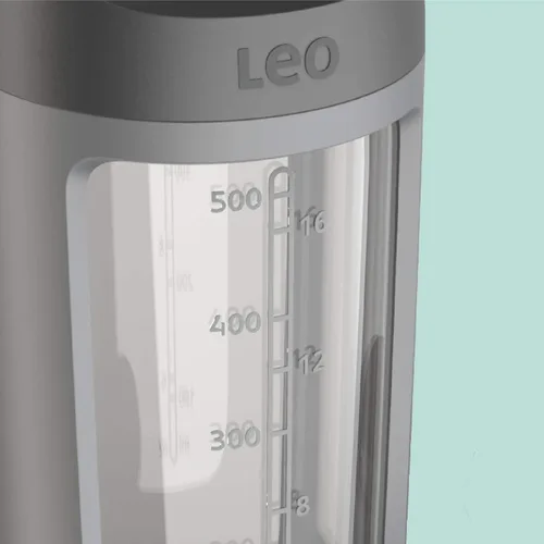 Vista 4 de Berghoff LEO - Botella agitadora de plástico Tritan sin BPA, compartimento integrado de proteína en polvo, tapa de rosca, tapa abatible, bola