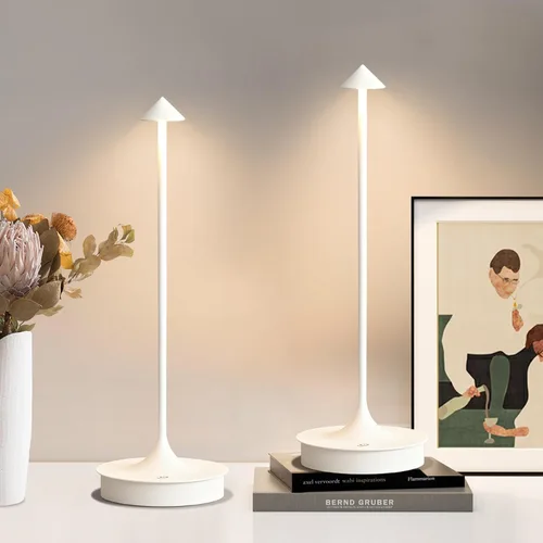 Vista 11 de Lámpara de mesa inalámbrica pequeña, recargable, funciona con pilas, lámpara táctil LED de 4000 mAh, regulable, portátil, impermeable, para Blanco