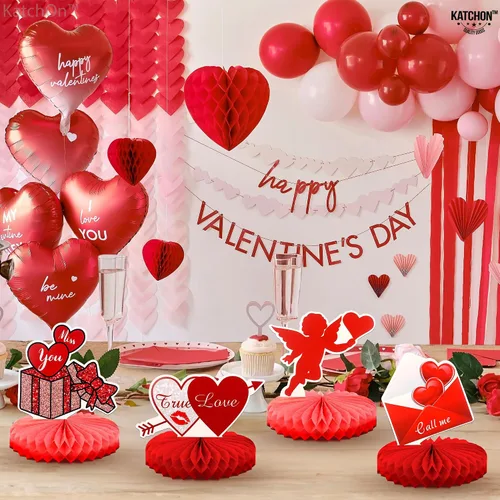 Vista 8 de KatchOn, Centros de mesa de San Valentín para mesas, grandes, paquete de 39 Decoración de corazones colgantes de San Valentín, centros de mesa