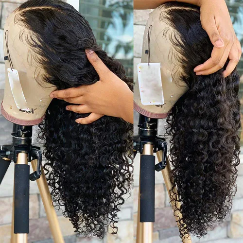 Vista 2 de Peluca de cabello humano rizado con encaje frontal transparente HD de onda profunda, previamente despuntada con abuelitos, nudos blanqueados