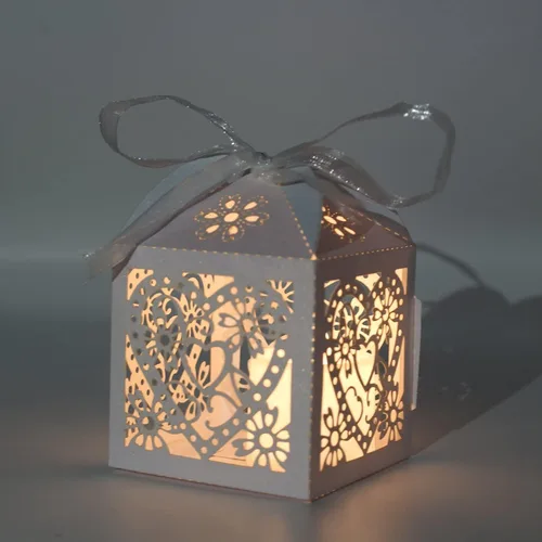 Vista 4 de Paquete de 50 cajas de dulces de boda con corazones cortados con láser, cajas de regalo pequeñas para bodas, despedidas de soltera, aniversarios, 01