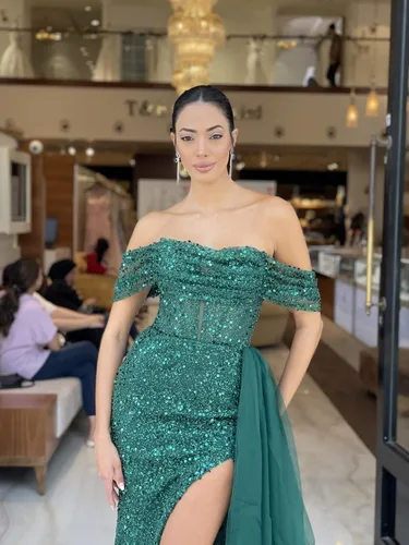 Vista 4 de Vestidos de graduación de sirena con lentejuelas y abertura 2023 con hombros descubiertos, vestidos de noche formales de tul para mujer