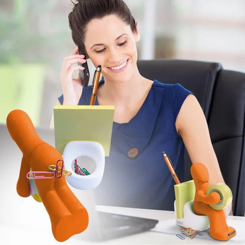 Vista 2 de Dispensador de cinta de suministros de oficina "The Butt", bonito y divertido accesorio de escritorio para oficina, hogar o escuela, el escritorio