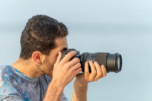 Vista 5 de Tamron 70-180 mm f/2.8 Di III VC VXD G2 para cámaras Sony E-Mount Full Frame Mirrorless