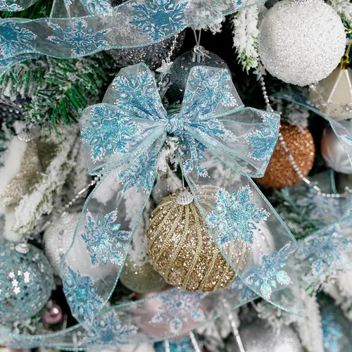 Vista 7 de HUIHUANG Cinta con alambre con purpurina de copo de nieve, cinta de copo de nieve azul y blanca para árbol de Navidad, 2-1/2 pulgadas x 25 yardas