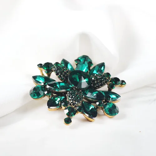 Vista 6 de YOQUCOL Broche con forma de flor de diamantes de imitación de cristal austriaco vintage para mujer