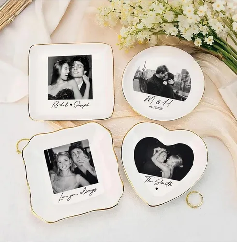 Vista 4 de UrbanNEST Plato de cerámica personalizado para parejas, recuerdo de retrato personalizado, regalo de aniversario para él y ella, regalo único