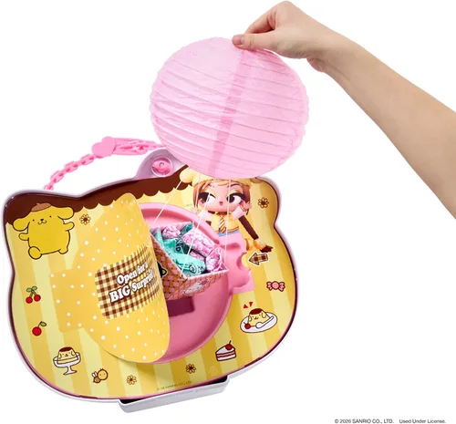 Vista 7 de LOL Surprise ama a Hello Kitty y sus amigos
