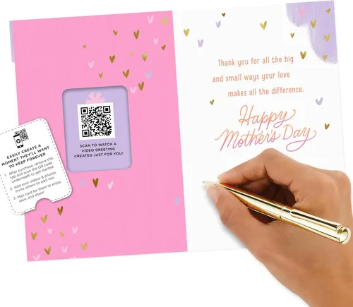 Vista 7 de Hallmark Tarjeta de video personalizada para el día de la madre, Mom Love (graba tu propio video saludo)