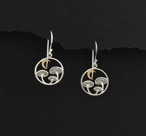 Vista 2 de Pendientes de plata de ley con forma de hongo Luna creciente de bronce Luna creciente de dos tonos de plata y oro Joyería mágica con dije de seta
