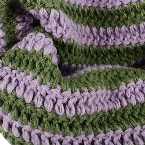 Vista 2 de Gorro de ganchillo para mujer, gorro de punto gótico Y2K con orejas de gato, gorro kawaii hecho a mano