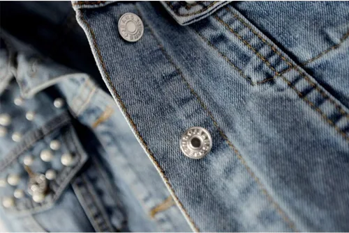 Vista 6 de Hixiaohe Chaqueta de mezclilla recortada con perlas bordadas sueltas para mujer