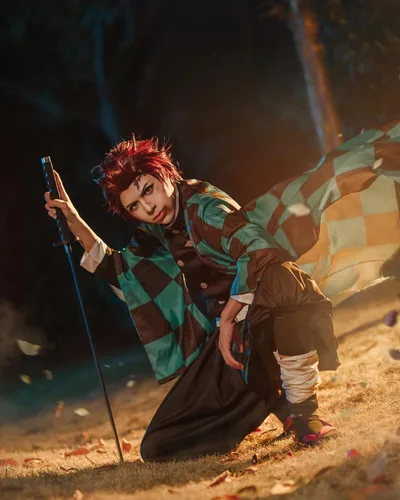 Vista 3 de Nuoqi Zentisu Tanjiro Cosplay - Disfraz de Giyuu Tomioka para adultos, disfraz de anime Shinobu para Halloween