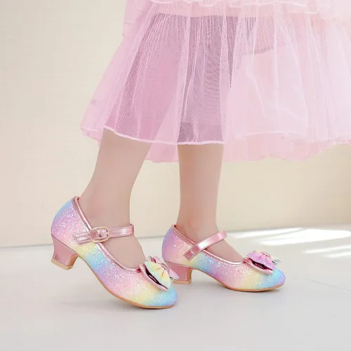 Vista 2 de Walofou Zapatos de vestir para niñas de flores, zapatos de tacón para fiesta de boda, zapatos planos de princesa Mary Jane para niños pequeños