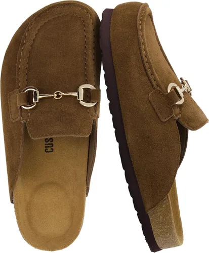 Vista 13 de CUSHIONAIRE Zuecos de gamuza Cliff para mujer Arena