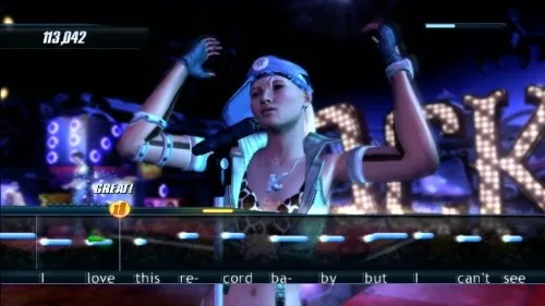 Vista 7 de Karaoke Revolution - Playstation 3 (Bundle)