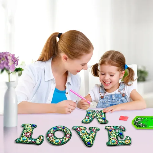Vista 6 de YOYA Llaveros de Pintura de Diamantes de Doble Cara 5D Letras Kit de Llaveros de Pintura de Diamantes DIY Taladro Completo Arte de Diamantes