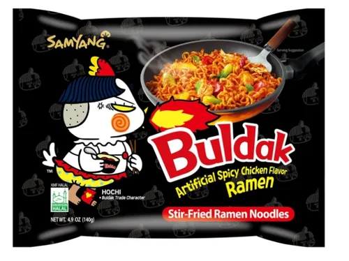 Vista 3 de Samyang - Fideos asados de ramen de pollo picante, Buldak sabor a pollo picante artificial, 4.94 onzas (5 paquetes), color negro