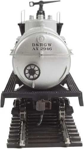 Vista 3 de Walthers Trainline HO Scale Model - Coche de extinción de incendios listo para funcionar Denver y Rio Grande Western #Ax 2946 (plata, negro)