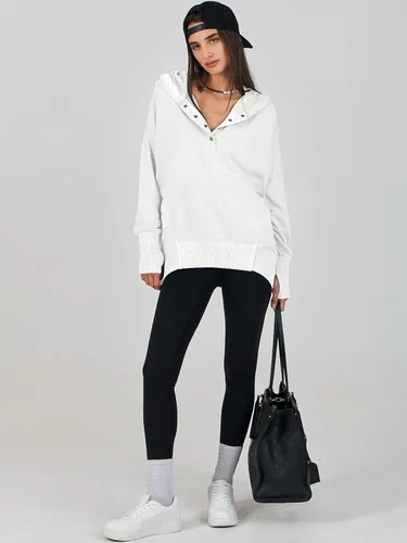 Vista 5 de ANRABESS Sudadera casual con botones y cuello en V para mujer, sudadera de gran tamaño con capucha y bolsillos