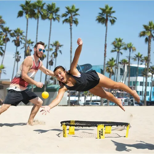 Vista 6 de Spikeball 3 Ball Juego Original de Red Redonda - Incluye 3 Pelotas, Red y Bolsa