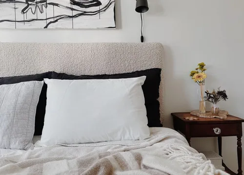 Vista 7 de Spry Almohada de cama hipoalergénica pura impermeable y transpirable, tamaño Queen estándar (relleno de poliéster)