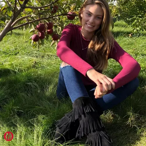 Vista 2 de Minnetonka Botas con flecos de 3 capas para mujer