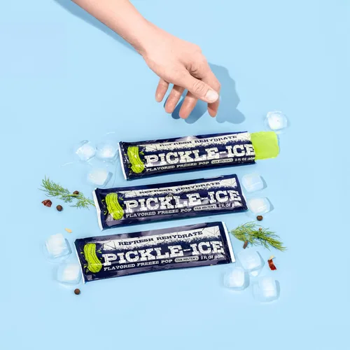 Vista 4 de Van Holten's Pickles - Paletas heladas de pepinillo - Paquete de 8 Electrolyte Popsicles Great for Rehydration & Recovery