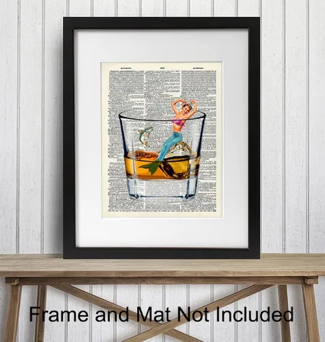 Vista 3 de Bar Man Cave Mermaid Decor – Arte de pared de whisky escocés – Decoración de pared de pescado para hombres, chicos – Impresión divertida para beber