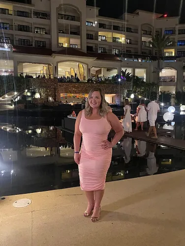 Vista 7 de BEAGIMEG vestido de fiesta sexy y entallado para mujer, sin mangas, fruncido, básico y largo hasta la rodilla