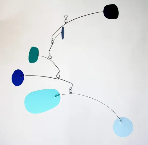 Vista 5 de Am I Blue Mobile Escultura de arte colgante Metal Mobile