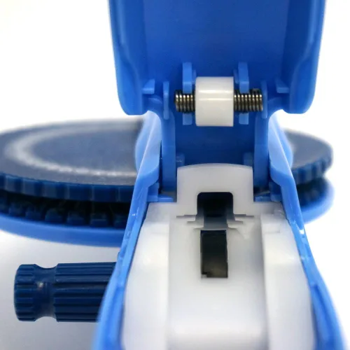Vista 10 de Dymo DM1595BU - Encendedor de cinta, Hiragana, Katakana, alfabeto, números, azul