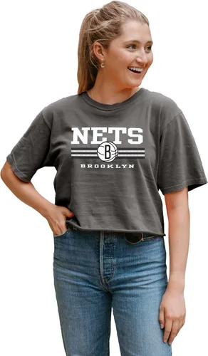 Vista 7 de Blue 84 Camiseta corta de la NBA para mujer, con licencia oficial de la NBA, color del