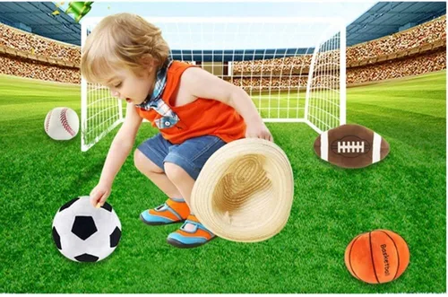 Vista 4 de Almohada de baloncesto de felpa de 18'. Almohada de fútbol mullida y duradera. Almohada con forma de balón de deportes, almohada de balón. Almohada