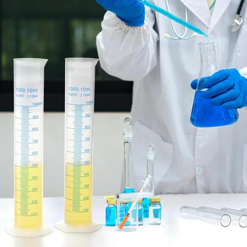 Vista 5 de Bekith Paquete de 4 cilindros graduados de plástico de 33.8 fl oz con base estable, cilindro de medición de plástico de 2 caras, cilindro