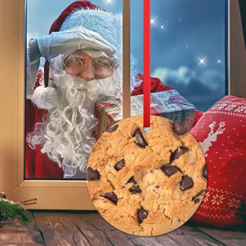 Vista 9 de Adorno de Navidad de galleta de chocolate, colgante de comida, decoración colgante de árbol, divertido adorno de cerámica de Nochebuena para amigos