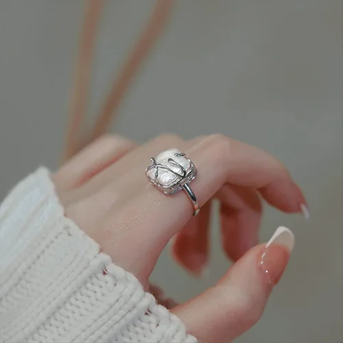 Vista 7 de HETICA Anillo de plata de ley 925 con perlas irregulares, anillo de plata de ley 925, anillo de declaración de moda adecuado para mujer, regalo