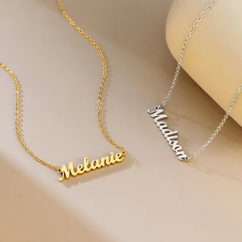 Vista 3 de SANNYRA Collar con nombre personalizado chapado en oro real de 18 quilates con placa de nombre, regalo de joyería para mujeres y niñas