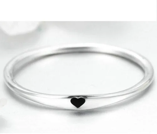 Vista 4 de Anillo apilable de acero inoxidable con forma de corazón