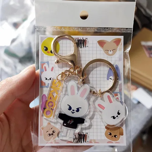Vista 3 de SXTQFDC Kpop Straykids Merchandise,Stray Kids Skzoo llavero Felix Hyunjin bolsa de adornos accesorios llavero