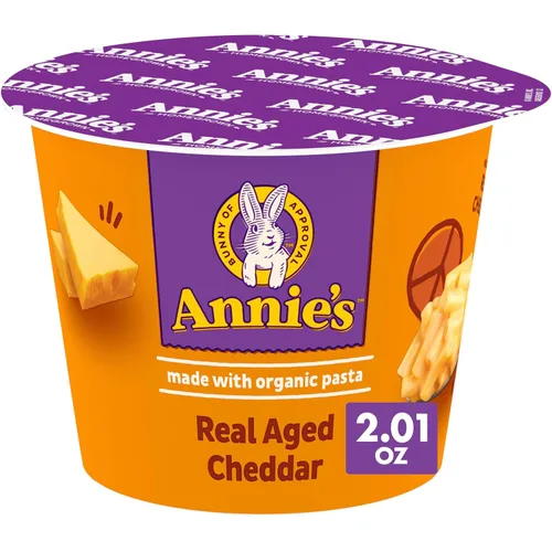 Vista 12 de Tazas de macarrones con queso al microondas de queso cheddar real envejecido de Annie's, con pasta orgánica, hechas con queso real, guarnición