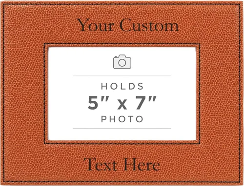 Vista 54 de Marco de fotos de piel sintética de cuero sintético grabado para añadir tu texto personalizado para colgar o en la mesa, marco de fotos familiares