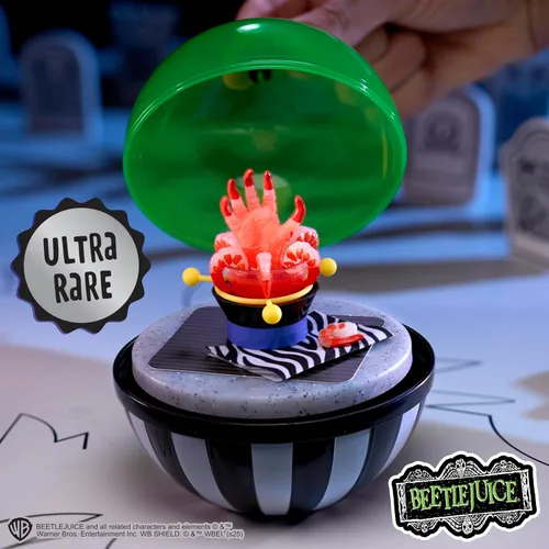 Vista 5 de MGA's Miniverse Make It Mini Halloween, Beetlejuice, mini coleccionables, embalaje misterioso a ciegas, espeluznante, Halloween, temporada